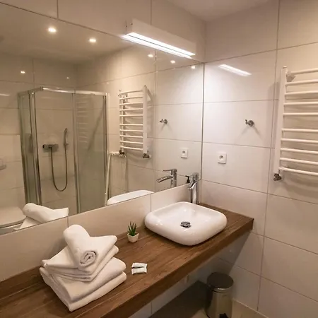 Czarna Gora - Livigno 1 I 2 シェンナ